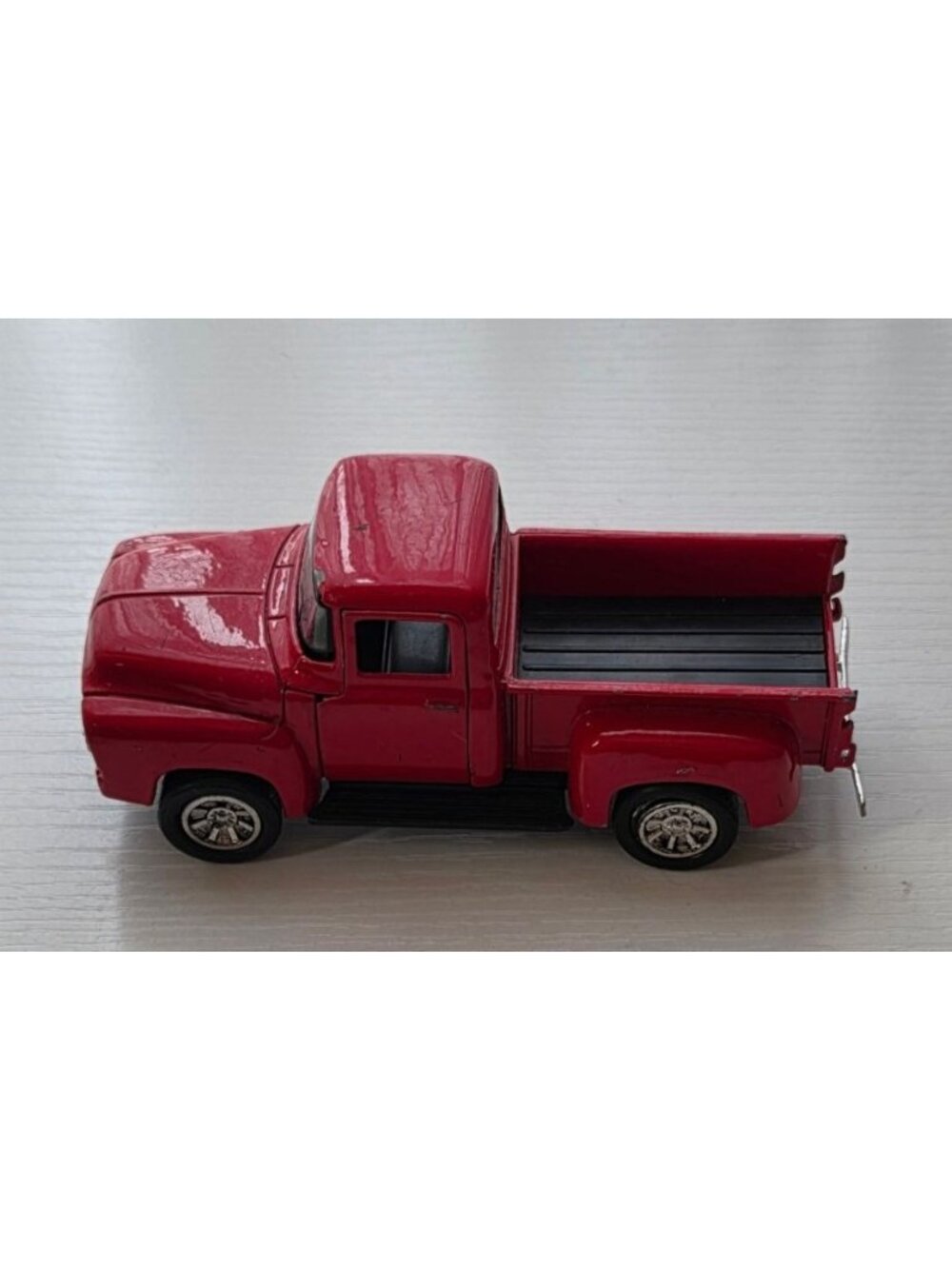1956 Ford F-100 Die-Cast Pickup Truck - Red 5"